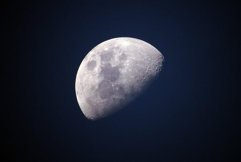 Lunar Love Ballads